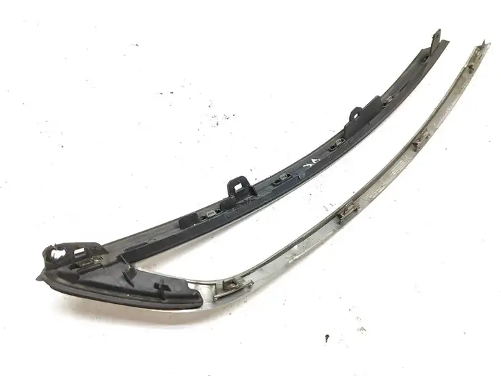 Citroen C4 Grand Picasso (2013 - 2016) 36414197 Окантовка фары — фото 2