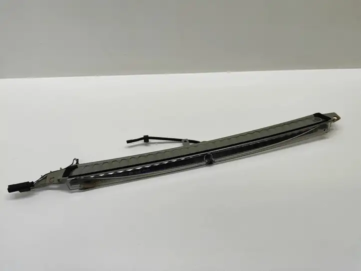 BMW 5 E60 E61 (2004 - 2010) 63256925902 Дополнительный стоп фонарь — фото 2