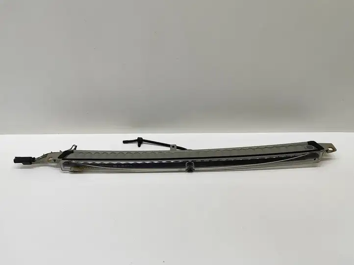 BMW 5 E60 E61 (2004 - 2010) 63256925902 Дополнительный стоп фонарь — фото 4