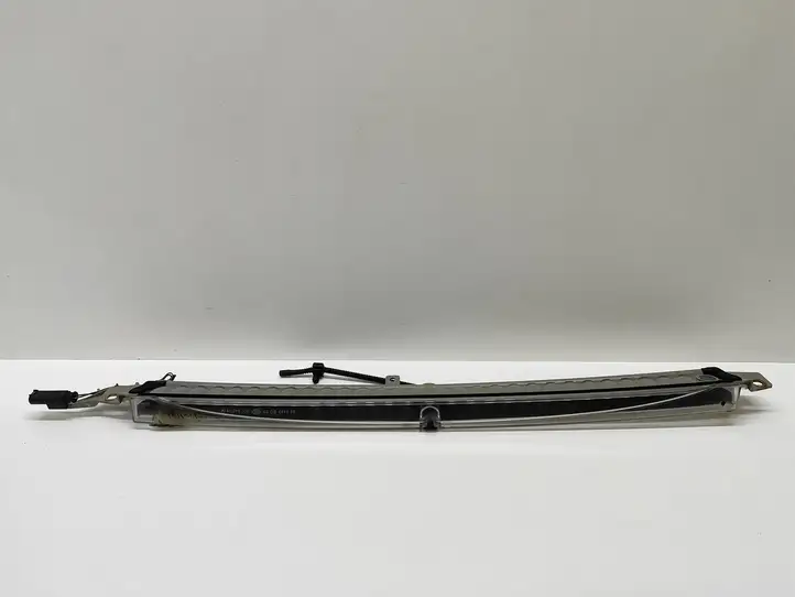 BMW 5 E60 E61 (2004 - 2010) 63256925902 Дополнительный стоп фонарь — фото 5