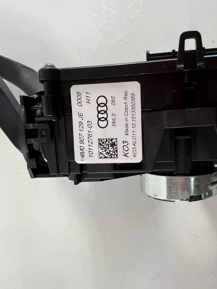 Audi A4 S4 B9 (2015 - 2019) 4M0907129JE Подрулевой переключатель — фото 2