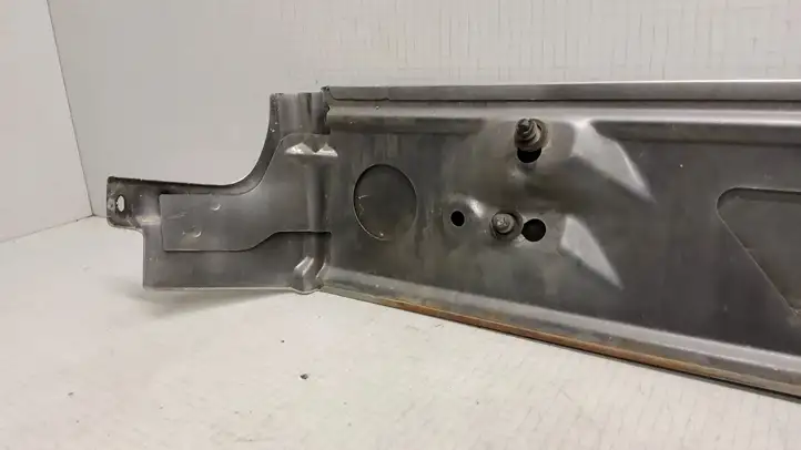 Volkswagen Transporter - Caravelle T5 (2003 - 2009) 7H38437963 Отделка нижней направляющей раздвижной двери — фото 2