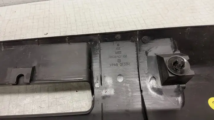 Volkswagen Transporter - Caravelle T5 (2003 - 2009) 7H0843188 Крышка ручки раздвижной двери — фото 3