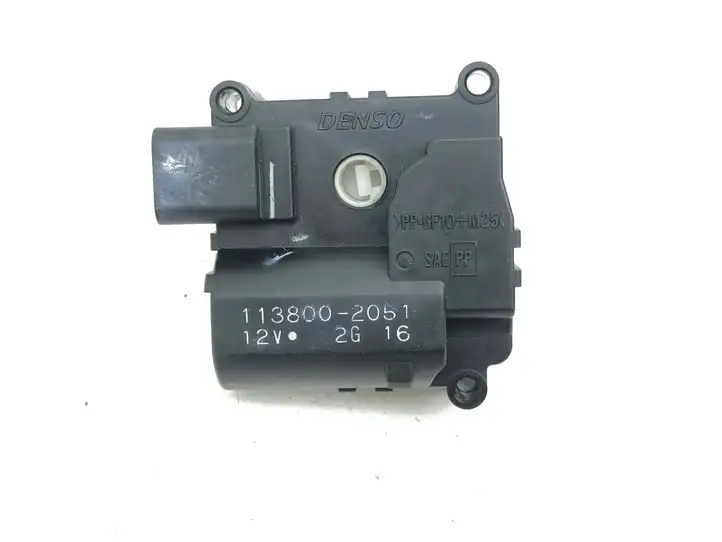 Toyota Corolla Verso AR10 (2004 - 2009) 1138002051 Двигатель задвижки потока воздуха — фото 1