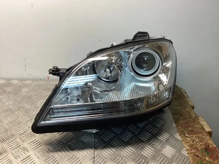 Mercedes-Benz ML W164 (2005 - 2011) A1648206361 Передняя фара — фото 1