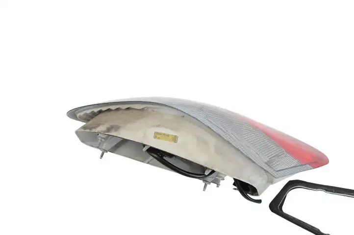 Porsche Boxster 986 (1996 - 2004) 98663142403 Задний фонарь в кузове — фото 5