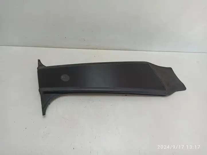 Tesla Model Y (2019 - 2024) Наружная накладка стойки B — фото 2