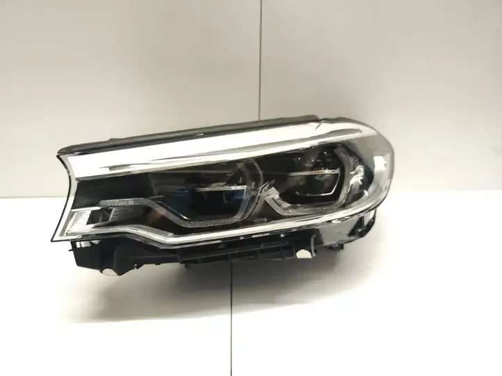 BMW 5 G30 G31 (2016 - ) 7439195 Передняя фара — фото 13