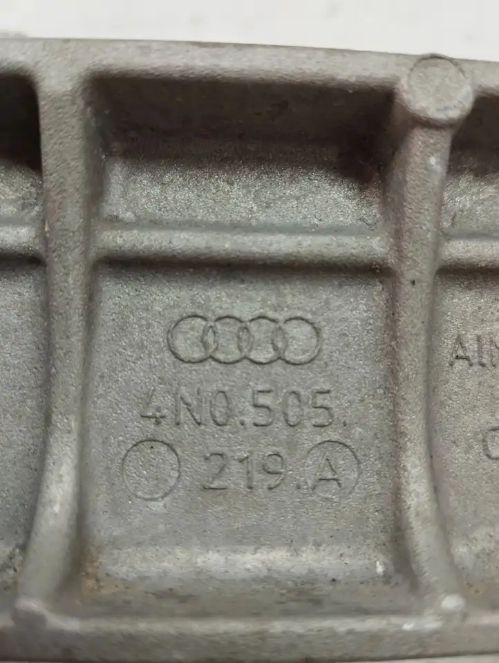 Audi A7 S7 4G (2014 - 2018) 4N0505219A Кронштейн охладителя EGR — фото 4