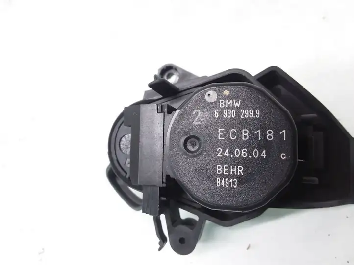 BMW 5 E60 E61 (2004 - 2010) 6930299 Двигатель задвижки потока воздуха — фото 3