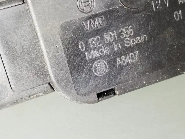 Opel Meriva A (2006 - 2010) 0132801356 Двигатель задвижки потока воздуха — фото 2
