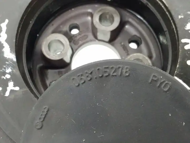 Volkswagen PASSAT B5.5 (2001 - 2005) 038105243F Шкив коленчатого вала — фото 4