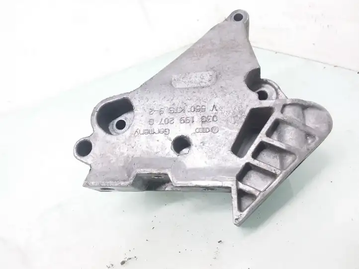 Volkswagen PASSAT B6 (2005 - 2010) 03G199207G Кронштейн двигателя — фото 1