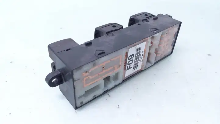 Subaru Forester SH (2008 - 2013) 8929 Кнопка стеклоподъемников — фото 3