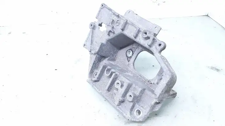 Nissan Juke I F15 (2010 - 2018) 038122 Кронштейн двигателя — фото 2