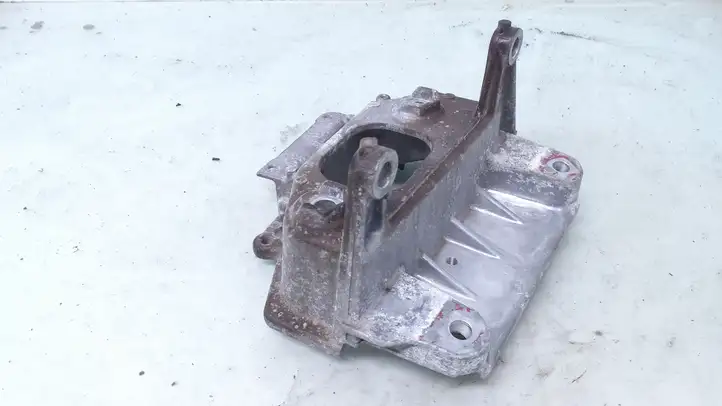 Nissan Juke I F15 (2010 - 2018) 038122 Кронштейн двигателя — фото 3