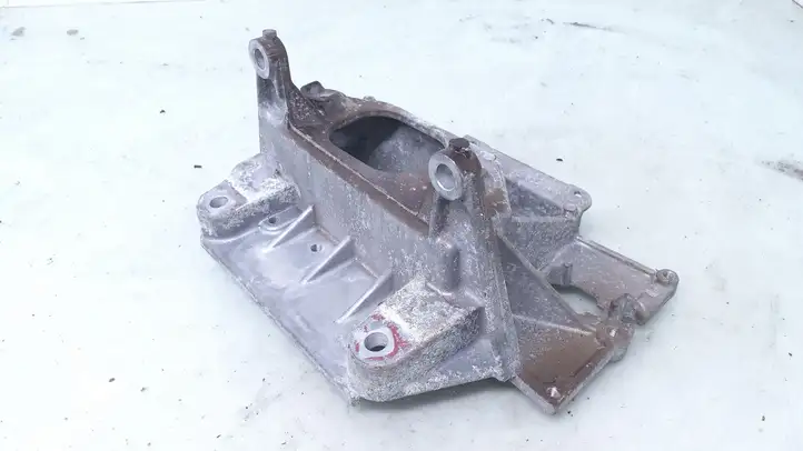 Nissan Juke I F15 (2010 - 2018) 038122 Кронштейн двигателя — фото 4