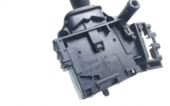 Toyota Avensis T250 (2003 - 2006) 173654LH Переключатель стеклоочистителей — фото 3