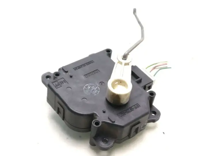 Toyota Avensis T220 (2000 - 2003) 0637006231 Двигатель задвижки потока воздуха — фото 1