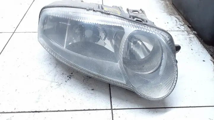 Alfa Romeo 147 (2000 - 2004) 0301186202 Передняя фара — фото 1