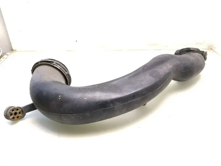 BMW 5 E39 (1996 - 2003) 2247911 Патрубок турбины — фото 1