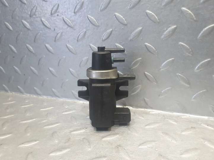 72279600 BMW 5 E60 E61 Solenoidinis vožtuvas