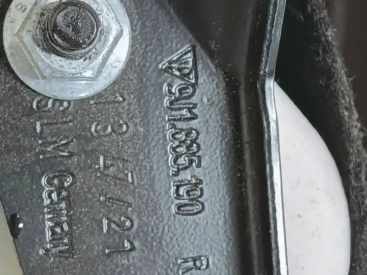 Porsche Taycan 9J1 (2019 - ) 9j1885190 Верхняя боковая отделка заднего сиденья — фото 4