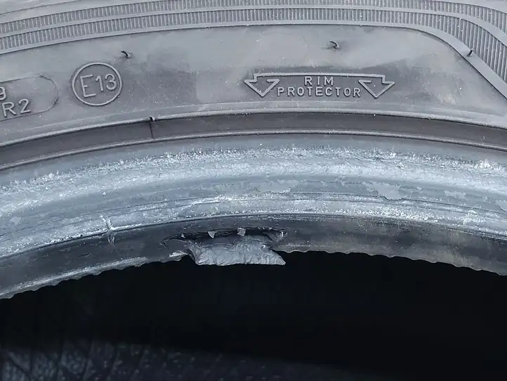 Toyota Auris 150 (2006 - 2012) GOODYEAR Летняя шина R17 — фото 7