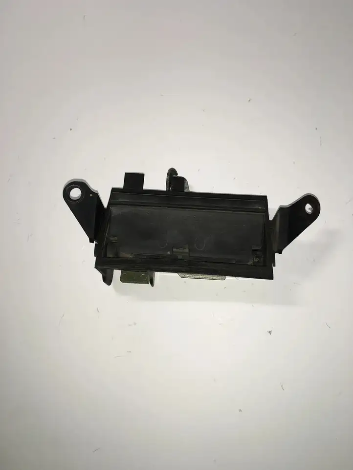 Toyota Land Cruiser (J120) (2002 - 2009) Ручка багажной двери — фото 5