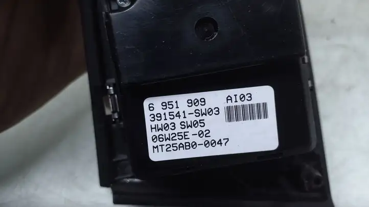 BMW 5 E60 E61 (2004 - 2010) 6951909 Кнопка стеклоподъемников — фото 3