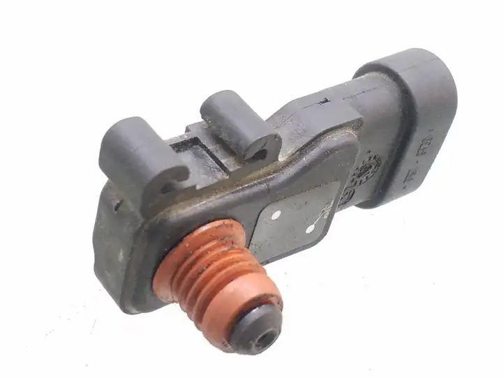 Opel Signum (2002 - 2008) 16212460 Датчик давления воздуха впуска — фото 2