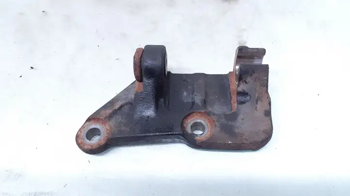 Toyota Avensis T250 (2003 - 2006) 125110G010 Кронштейн генератора — фото 1