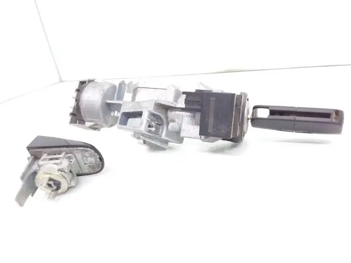 Ford Focus (2008 - 2011) 3M513F880AD Замок зажигания — фото 2