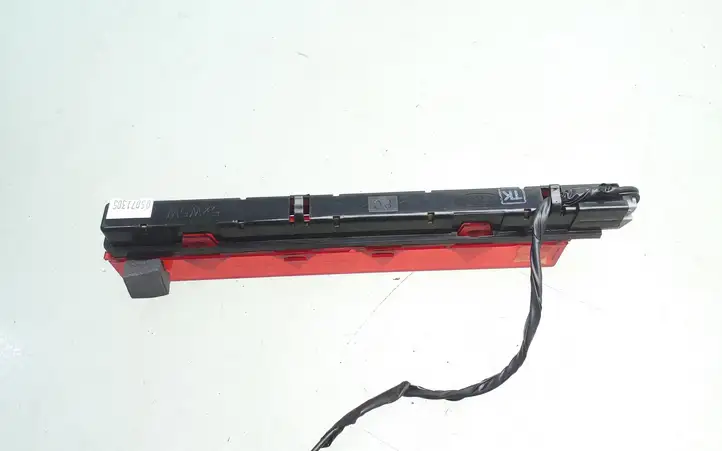 Ford Focus (2005 - 2008) 1S7113A613AE Дополнительный стоп фонарь — фото 2