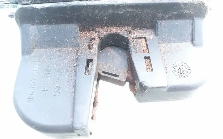 Volkswagen PASSAT B6 (2005 - 2010) 1K6827505C Замок крышки багажника — фото 4