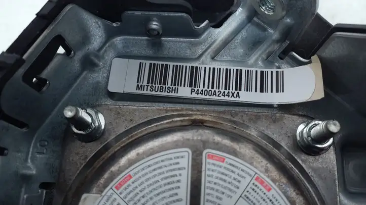 Mitsubishi Colt (2004 - 2008) P4400A244XA Подушка безопасности руля — фото 3