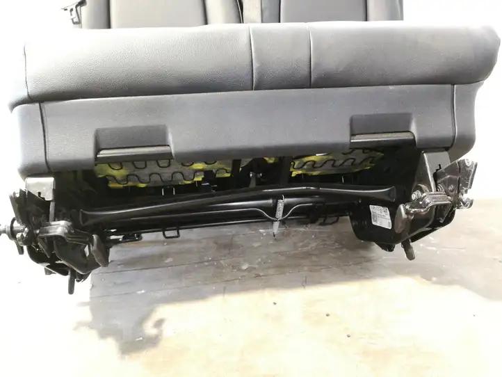 Mercedes-Benz Vito Viano W639 (2010 - 2015) A4479502905 Второй ряд сидений — фото 4