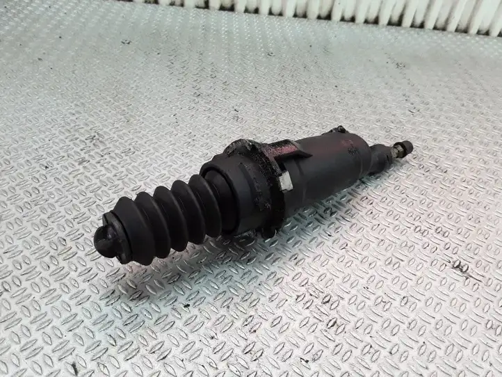 Peugeot 607 (2000 - 2004)   Рабочий цилиндр сцепления