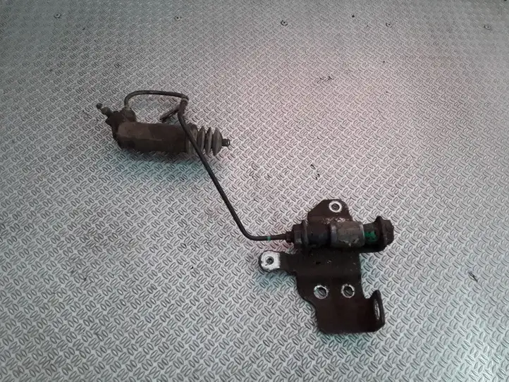 Toyota Auris 150 (2006 - 2012)   Рабочий цилиндр сцепления