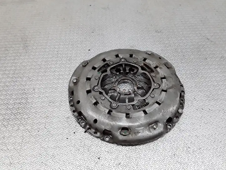 Renault Megane II (2006 - 2008)   Корзина сцепления