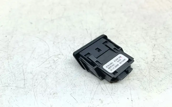 BMW X5 E70 (2006 - 2013) 6949309 Кнопка бардачка — фото 3