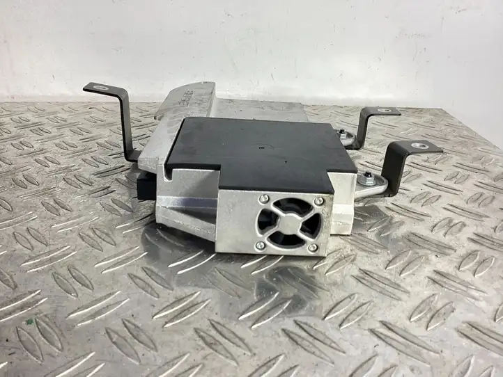 Porsche 911 991 (2011 - 2019) 7PP035223AA Усилитель звука — фото 4