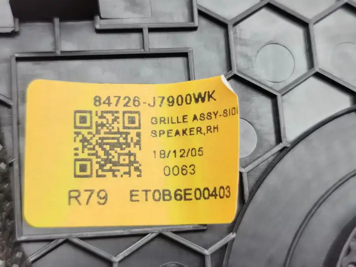 Kia Ceed (2018 - 2021) 84725J7900WK Накладка бокового динамика — фото 9