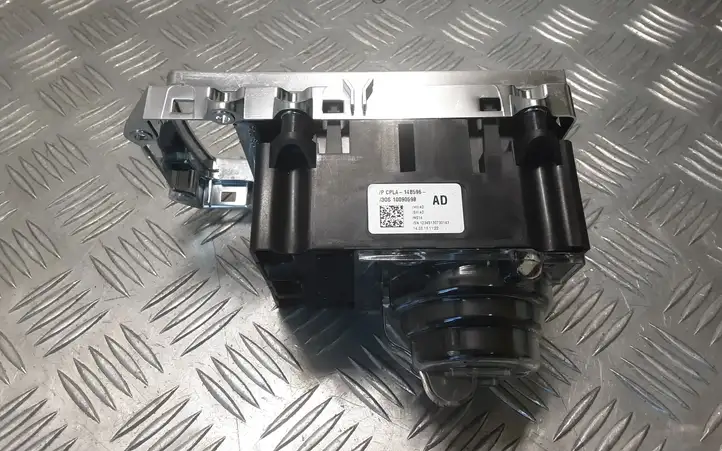 Land Rover Range Rover L405 (2012 - 2017) CPLA14B596AD Включатель блокировки дифференциалов — фото 6