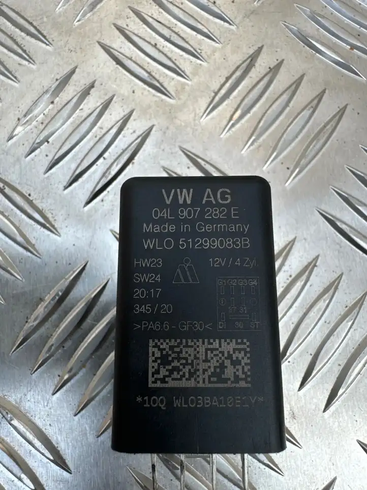 Volkswagen Arteon (2017 - )  04L907282E Реле подогрева свеч
