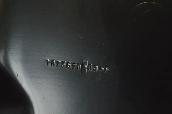 Tesla Model 3   107367500F Другая часть кузова