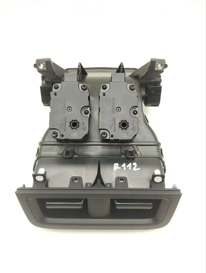 Porsche Taycan 9J1   9J1819202B Задняя воздушный дефлектор