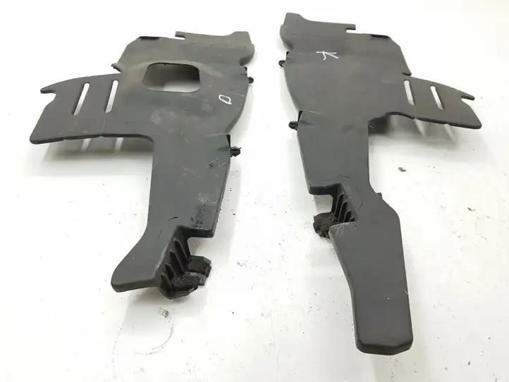 Toyota RAV 4 (XA30) (2006 - 2016)  5329442010 Дефлектор ветра передней двери (ветровик)