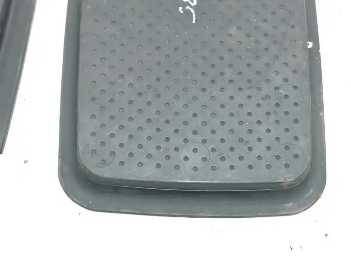 Chrysler Voyager (2004 - 2007)   Подстилочка ящика для вещей