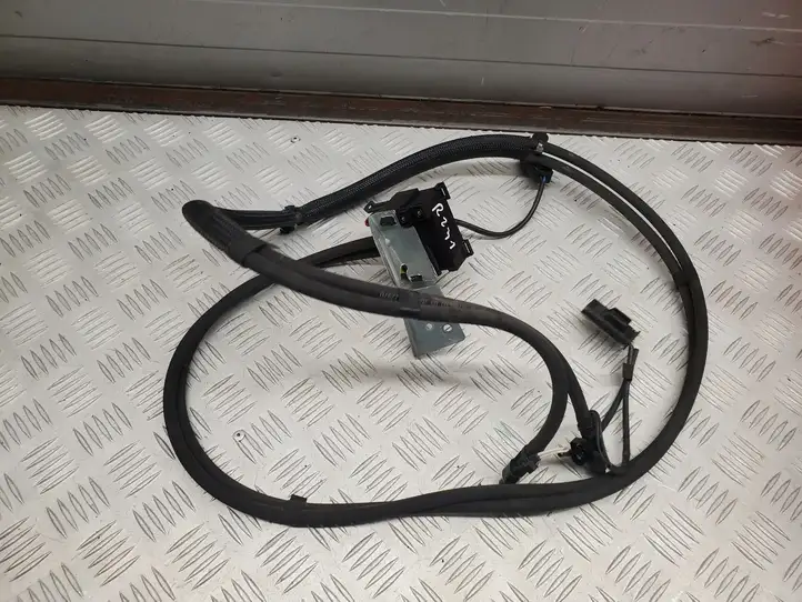 Mercedes-Benz SL R231 (2012 - 2019) A2318602592 Шланг (шланги) оконной жидкости лобового стекла — фото 1